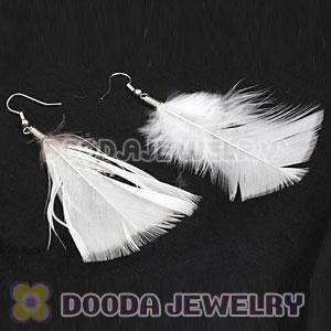 Snow White And Grizzly Flakes Feather Earrings With Alloy Fishhook Wholesale