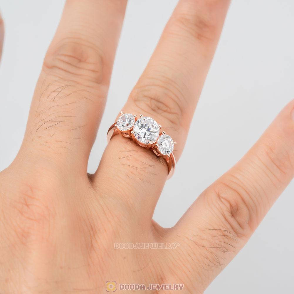 Sparkling Elegance Ring in Rose Gold