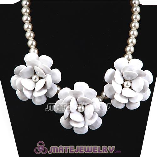 2013 White Resin Flower Rose Imitate Pearl Necklaces Wholesale